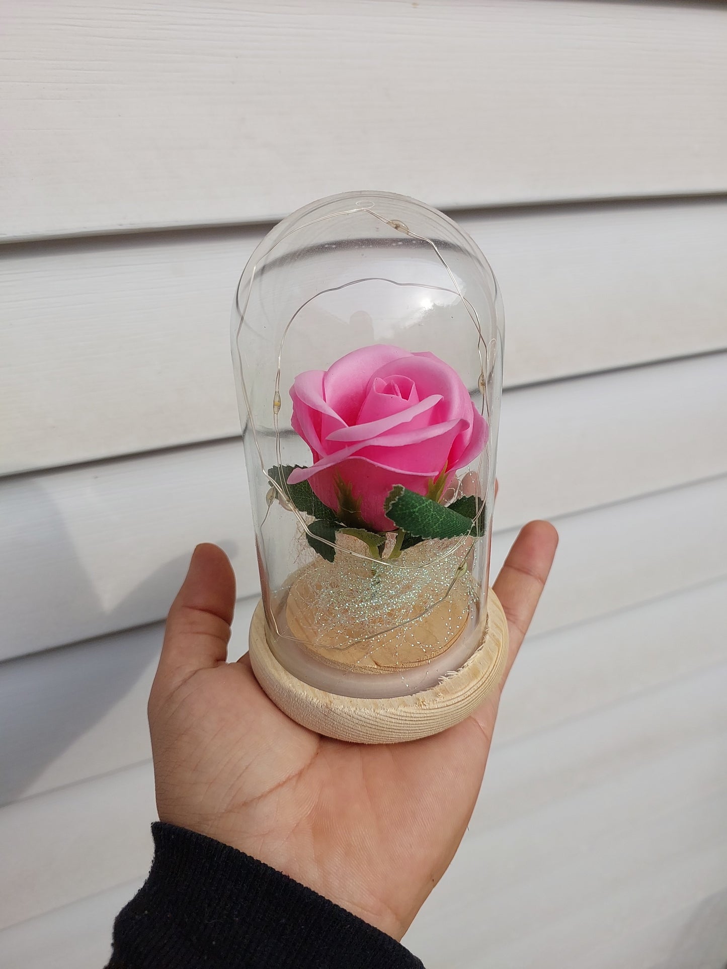 Rosa de Jabón en Cúpula de Cristal - Rosa Rosada con Luces