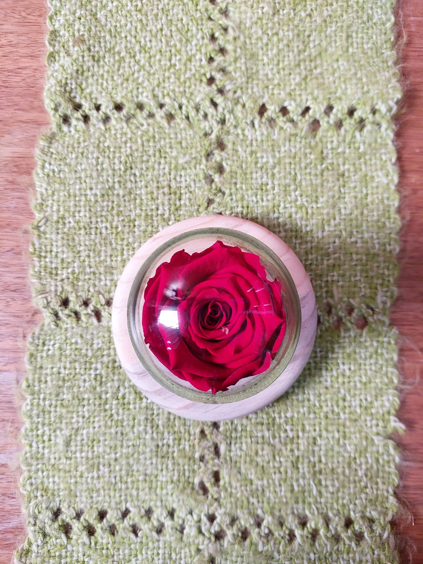 Rosa Natural Preservada en Cúpula de Cristal - Rosa Eterna sin Tallo
