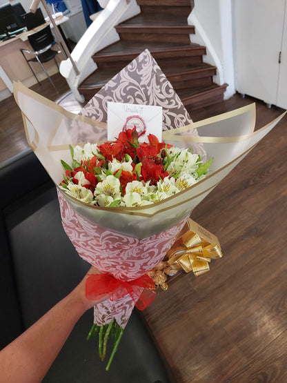 Bouquet Lirios de Campo Rojos y Blancos