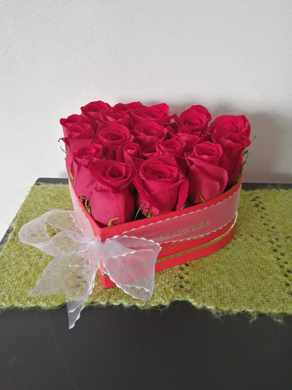 Corazón 20 Rosas Ecuatorianas - Rosas Importadas
