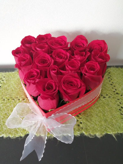 Corazón 20 Rosas Ecuatorianas - Rosas Importadas